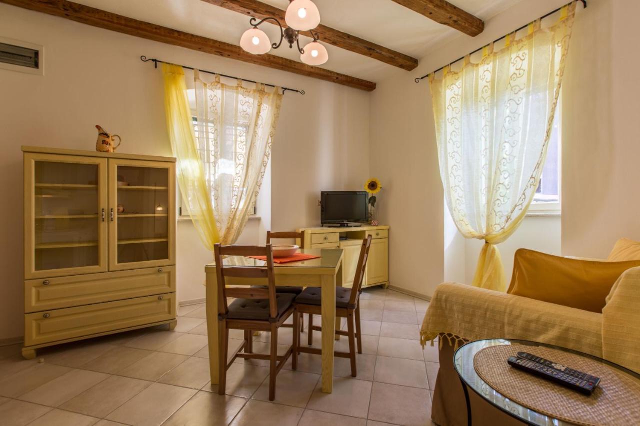 Apartments Casa Saina روفينج المظهر الخارجي الصورة